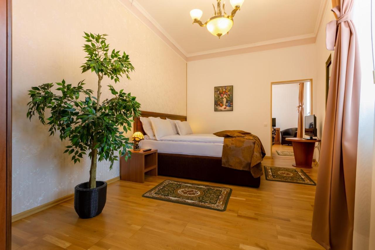 Hotel Boutique Bulevard Segesvár Kültér fotó