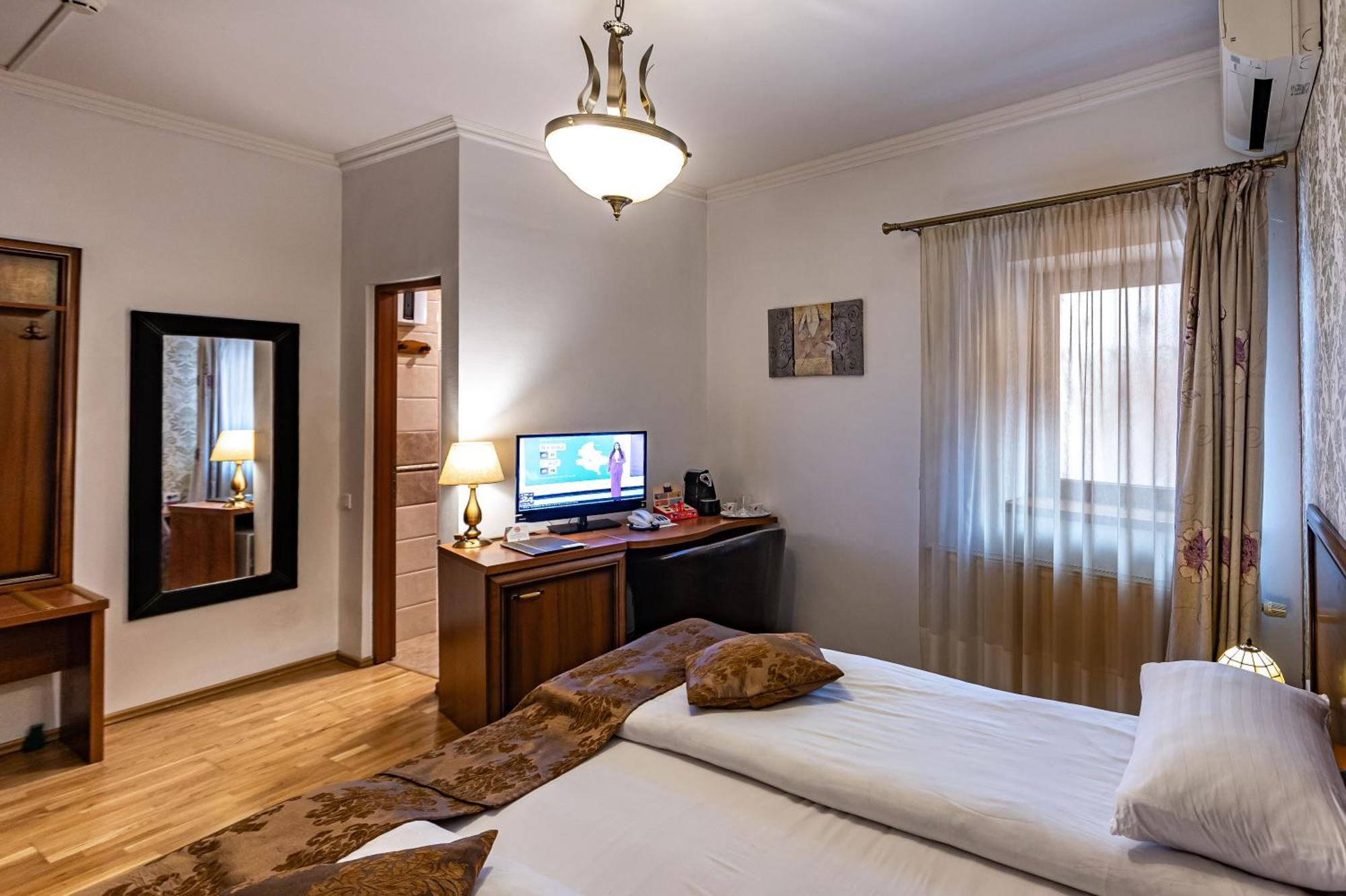 Hotel Boutique Bulevard Segesvár Kültér fotó