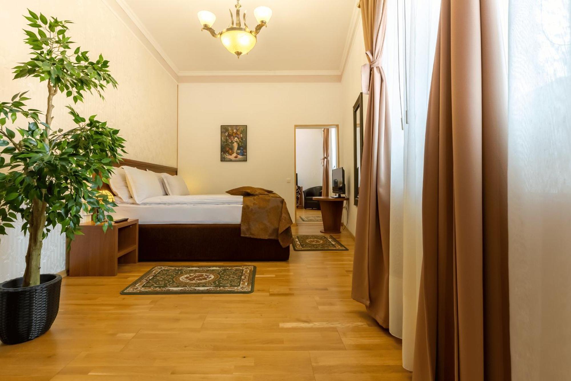 Hotel Boutique Bulevard Segesvár Kültér fotó