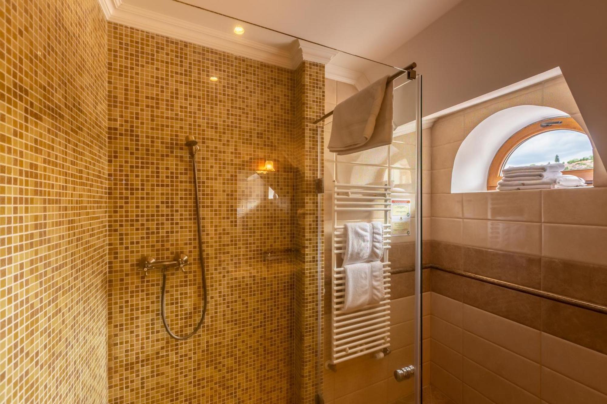Hotel Boutique Bulevard Segesvár Kültér fotó