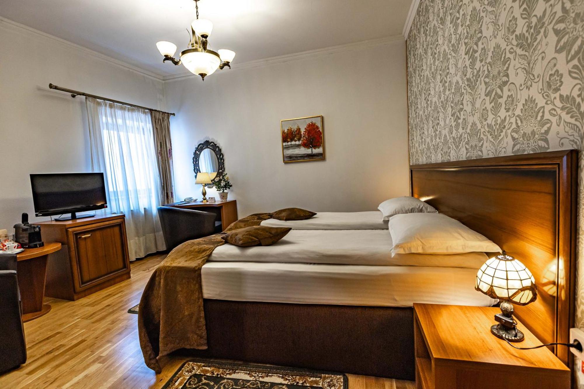 Hotel Boutique Bulevard Segesvár Kültér fotó