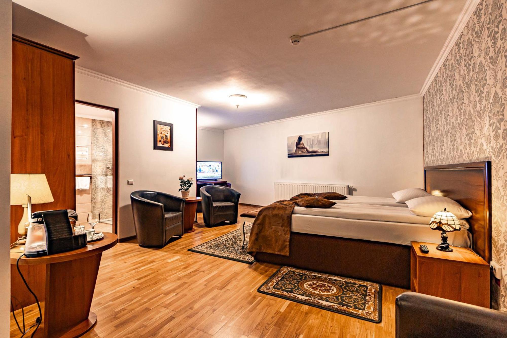 Hotel Boutique Bulevard Segesvár Kültér fotó