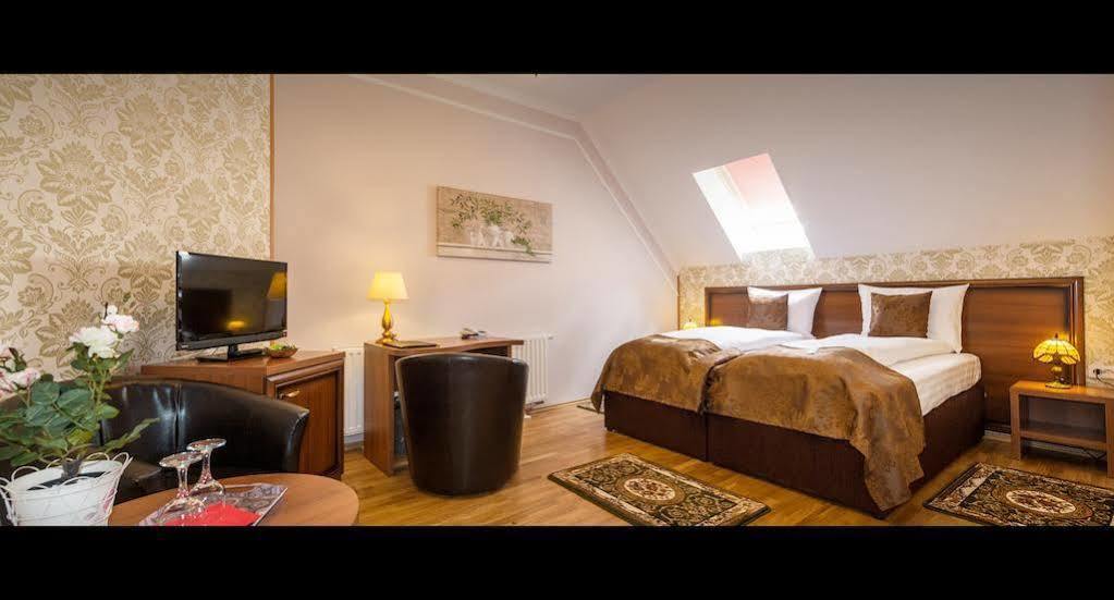 Hotel Boutique Bulevard Segesvár Kültér fotó